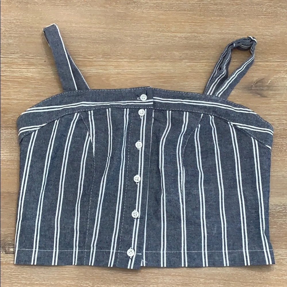 Brandy Melville crop top